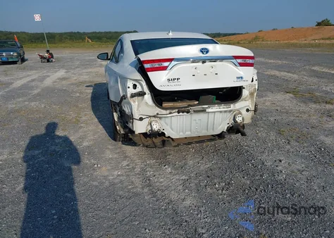 2015 Toyota Avalon Hybrid Limited from USA, damaged, VIN 4T1BD1EB1FU041456